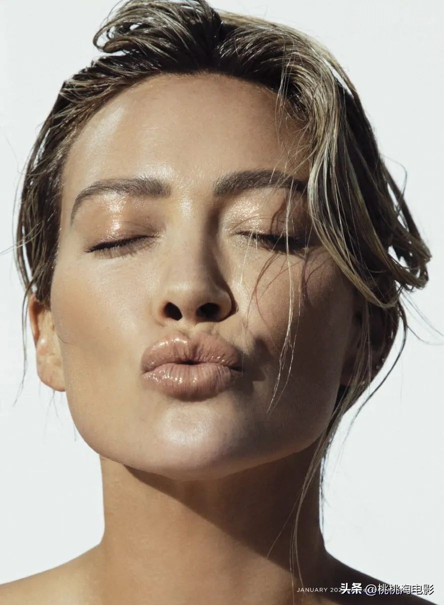 希拉里达芙最新街拍照,希拉里达芙个人写真