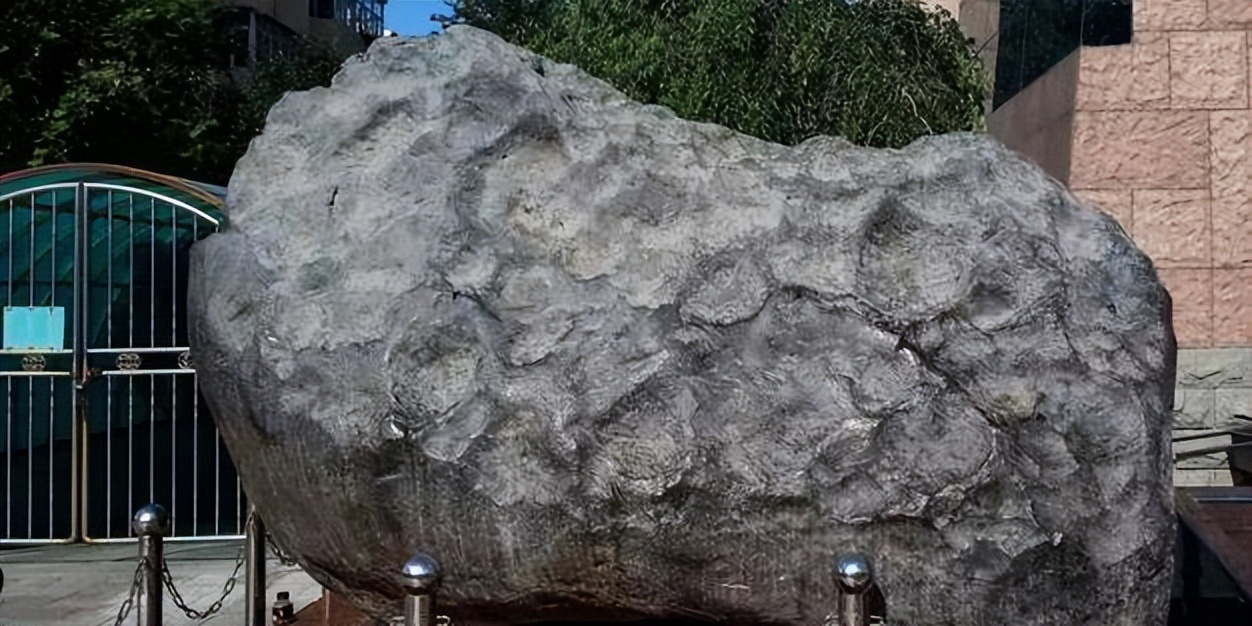 6500年前陨石落到哪了,2000年农民发现陨石