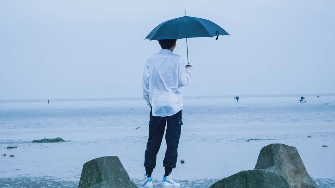 失业的中年人何去何从,失业焦虑中年人