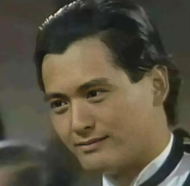 讲述80年代电视剧排行榜前十,80年代最火的电视剧有几部