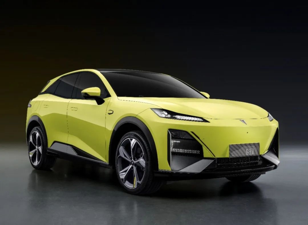 13.69万起标配2.0t+8at加速7秒5,又实用又有面子15万块首选这3款车