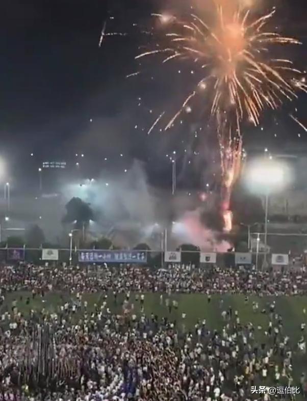 国足，被贵州村超火爆，打脸了吧？一群泥瓦匠踢的都比你们好