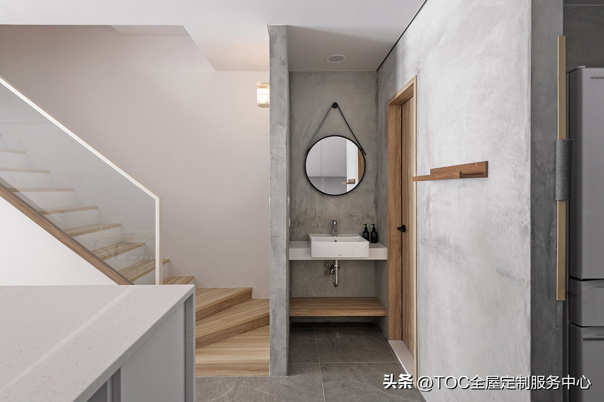 40年沿街旧屋改造，勾勒简静温润的亲子时光