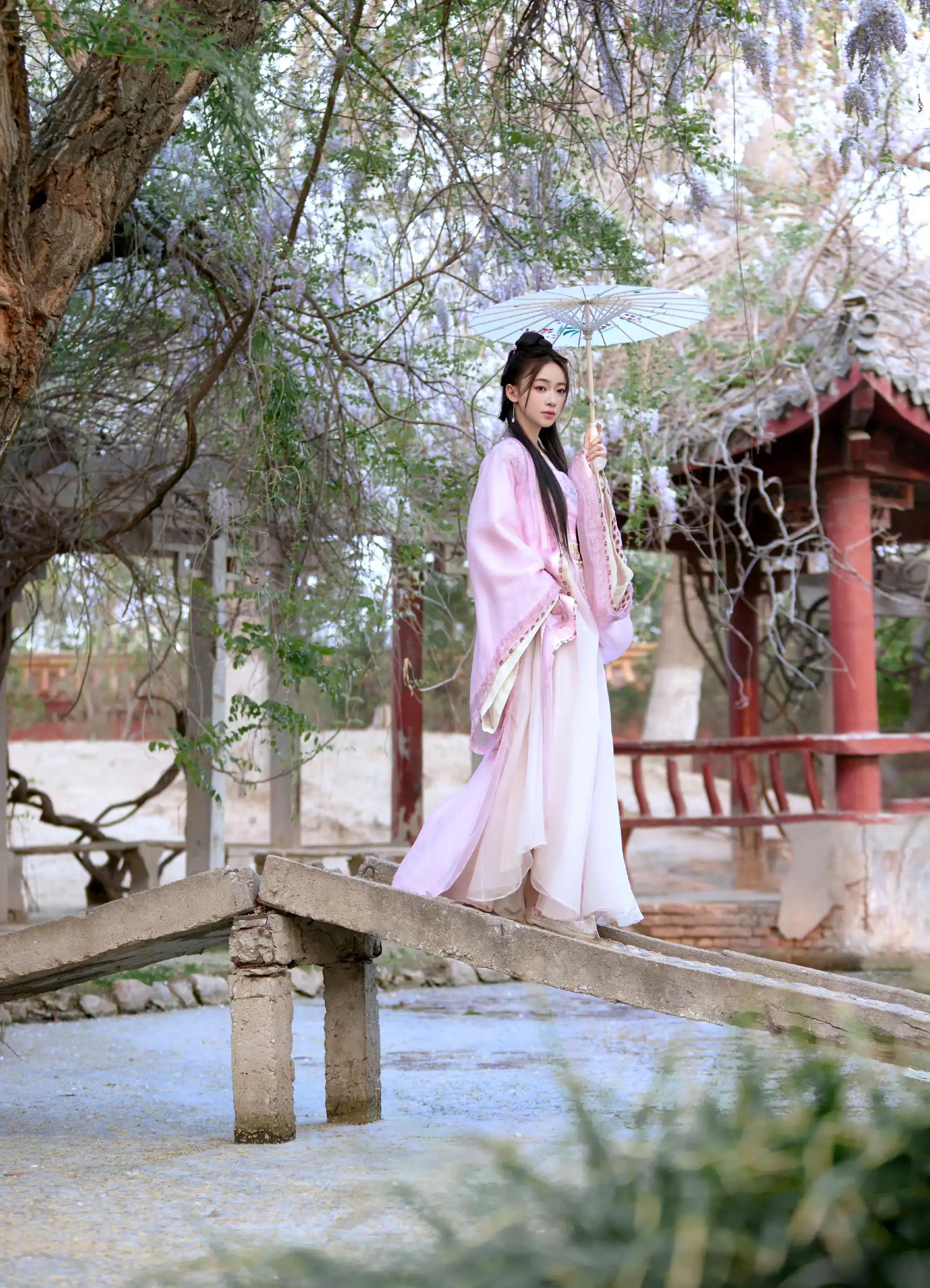 吴谨言汉服开封,吴谨言古装图推荐