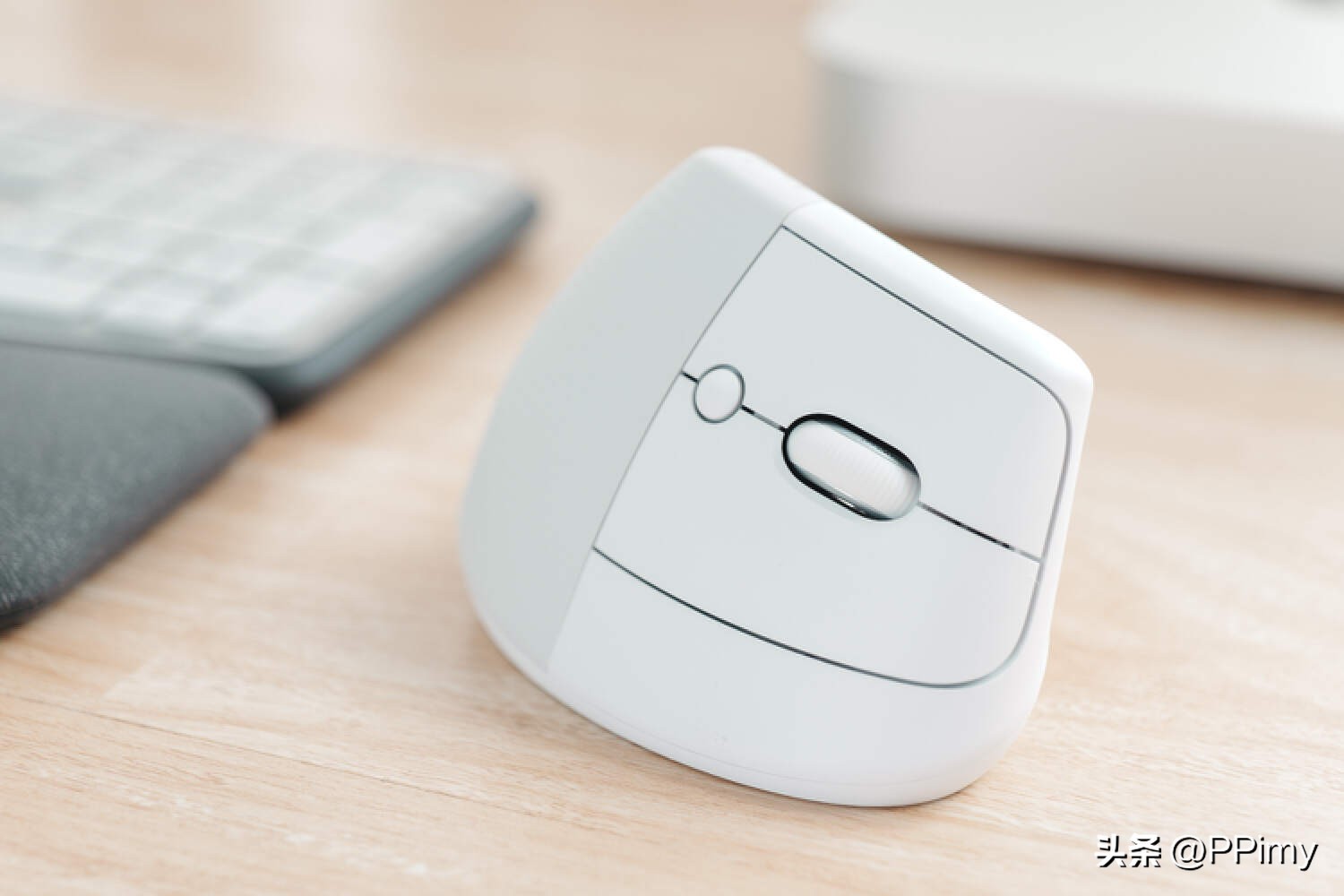 罗技lift垂直人体工程学鼠标测评,鼠标罗技办公无线