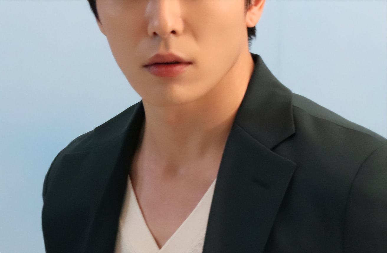 如何看待反诈老陈被指言行低俗,从万人唾弃到众星捧月