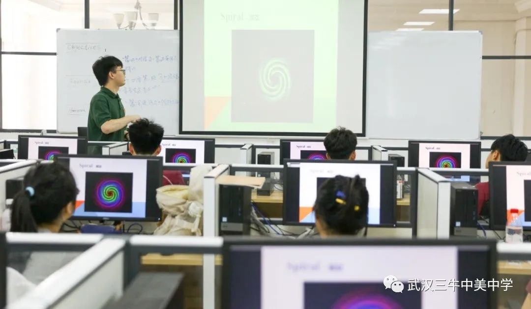 记录毕业典礼的快乐时光,学校毕业典礼上的那些事