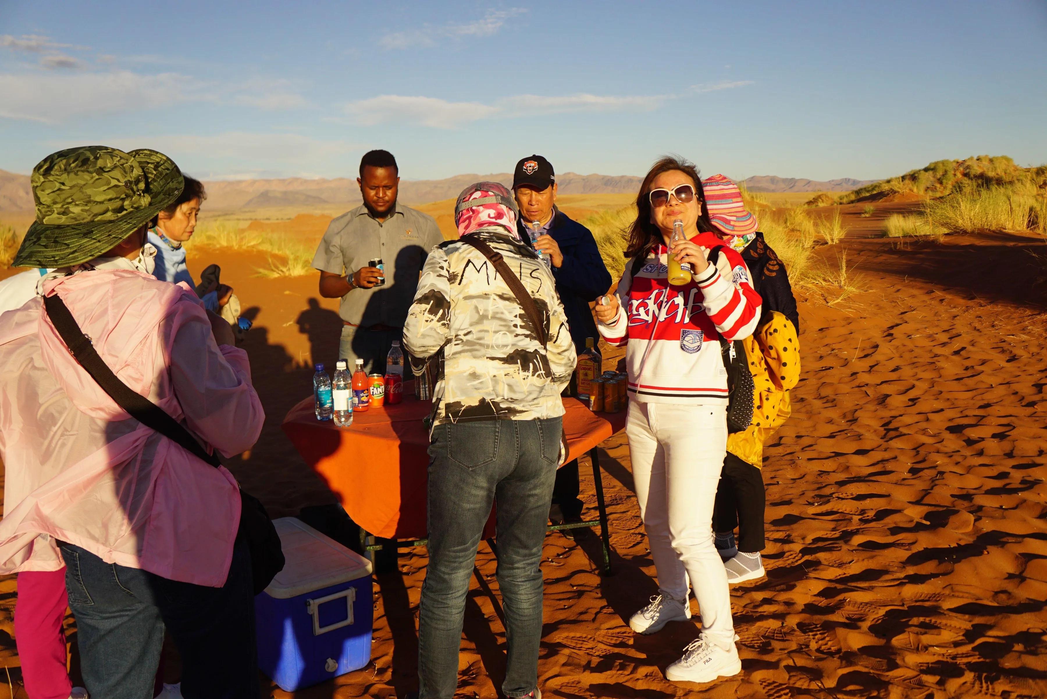 绾崇背姣斾簹绾㈣壊娌欐紶,绾崇背姣斾簹娌欐紶涔嬫梾