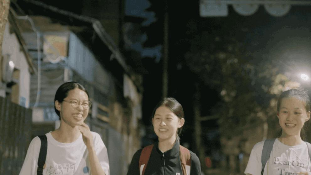 “真的可以色色吗？”16岁女高中生谈性，引48万人围观，却被诋毁