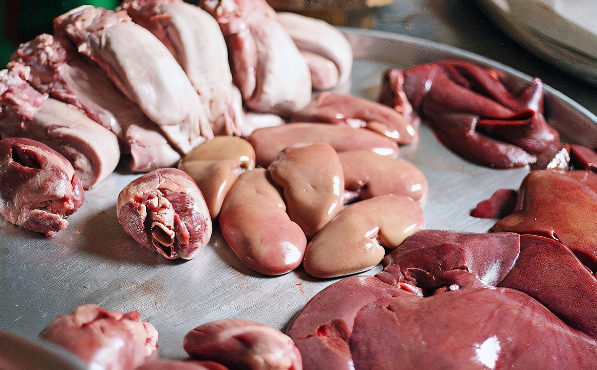 高尿酸是吃出来的少吃六种食物,高尿酸最怕六种食物