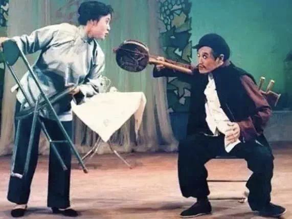 赵本山种瓜得瓜,赵本山王小利小品卖瓜