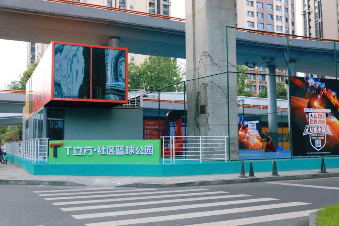 闄嗗啿杩愬姩瑙嗛,闄嗗啿楠戣