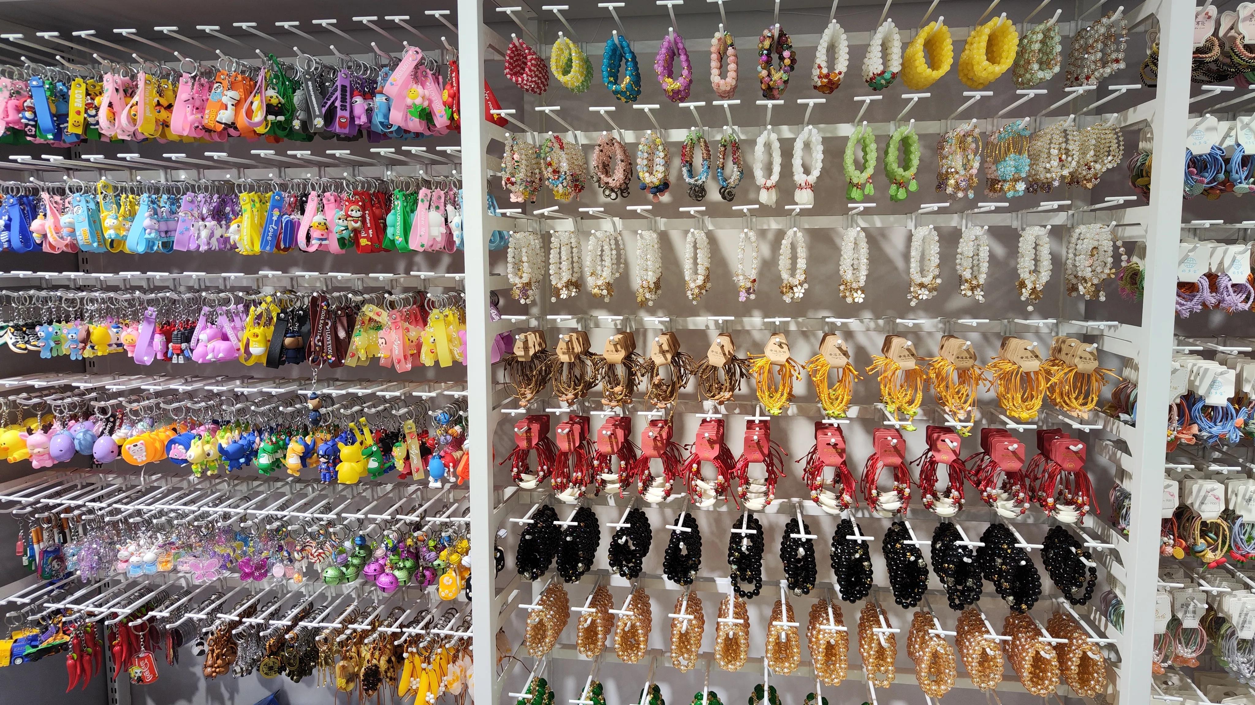 二元店货品,震惊一块钱竟然能买到这么多东西