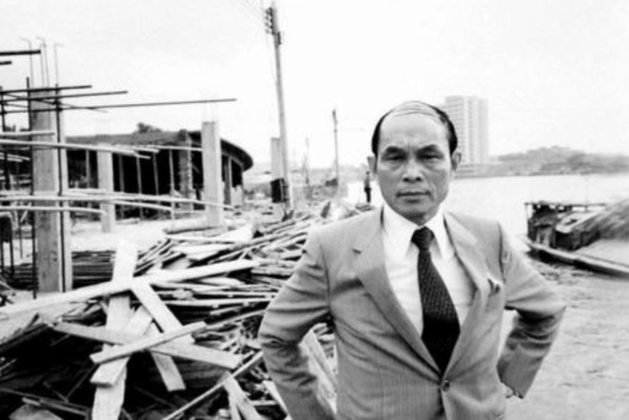 1949年我国为何不用*力武**收复香港？