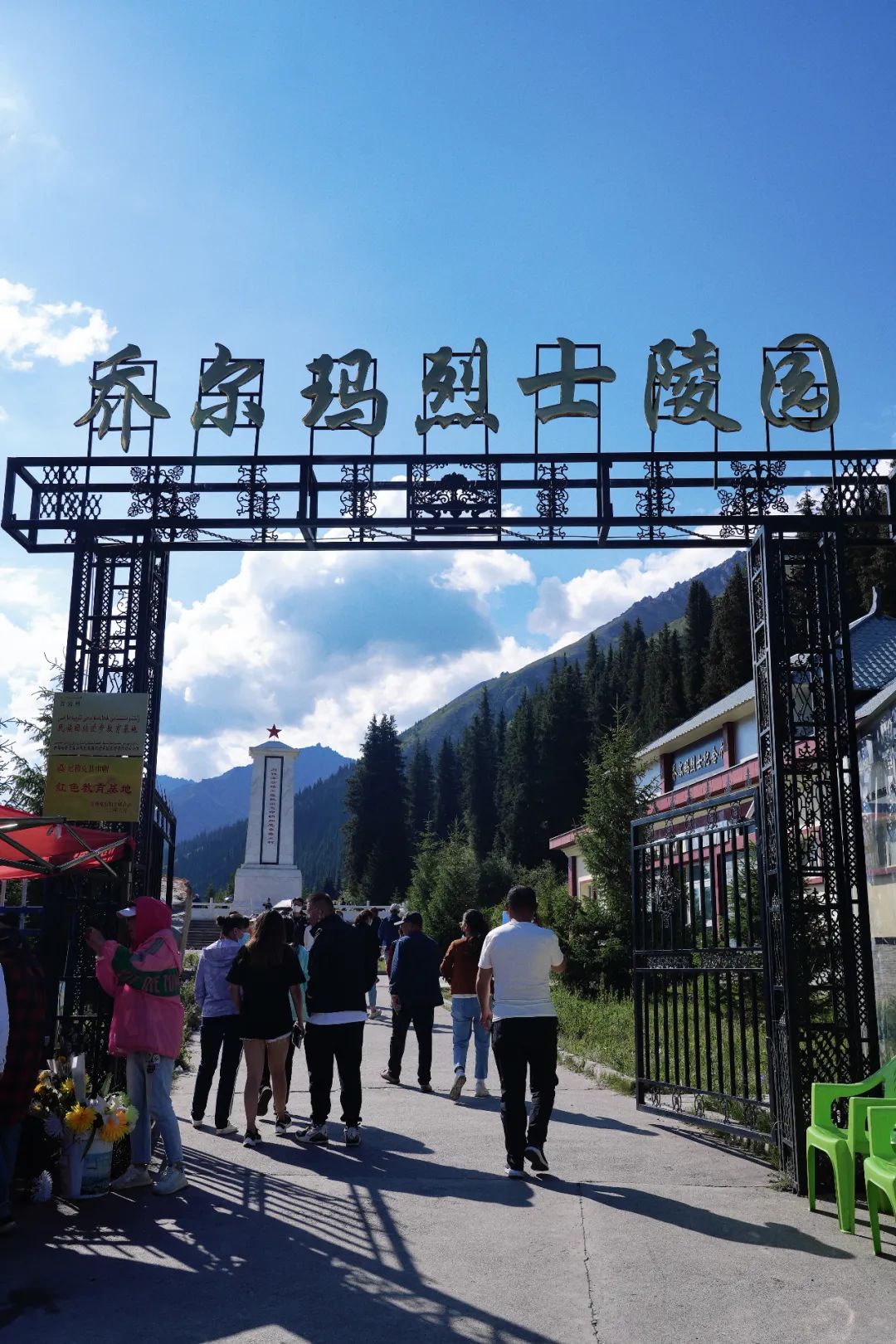 从伊犁出发的南北疆旅游攻略,火爆的新疆游