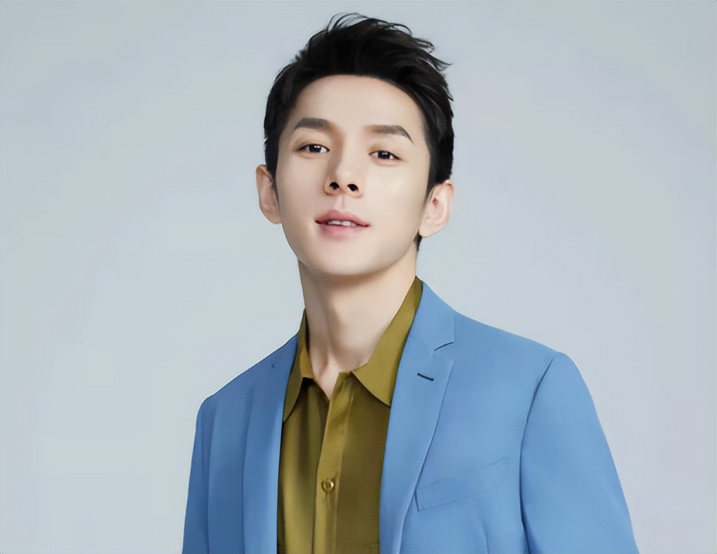 口红一哥李佳琦卖货,口红一哥李佳琦创业经历