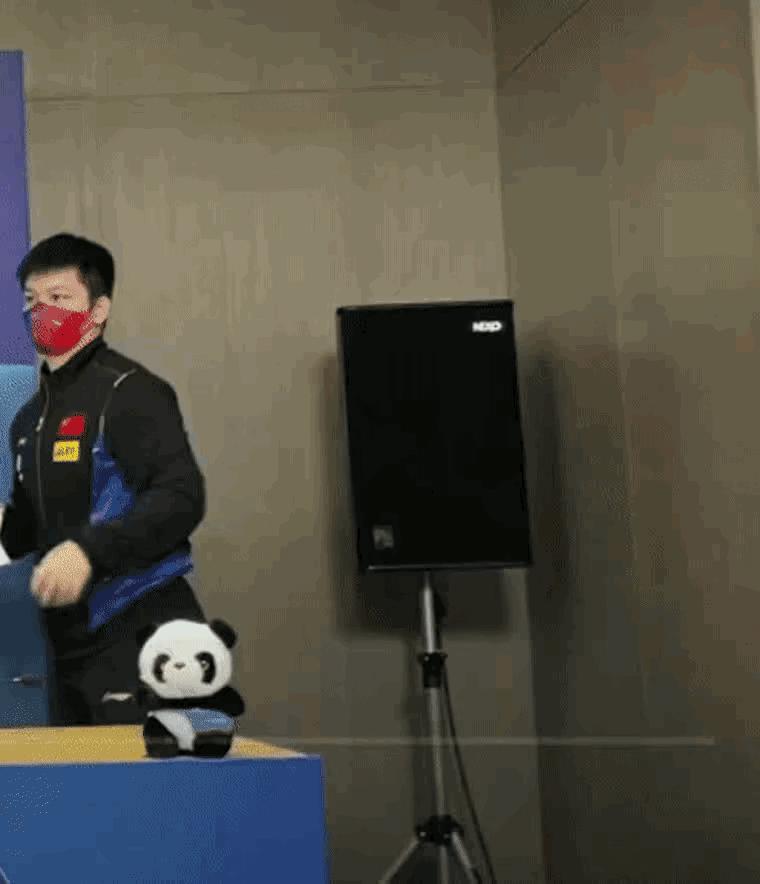 十月乒记：场下的故事，也是很有趣的