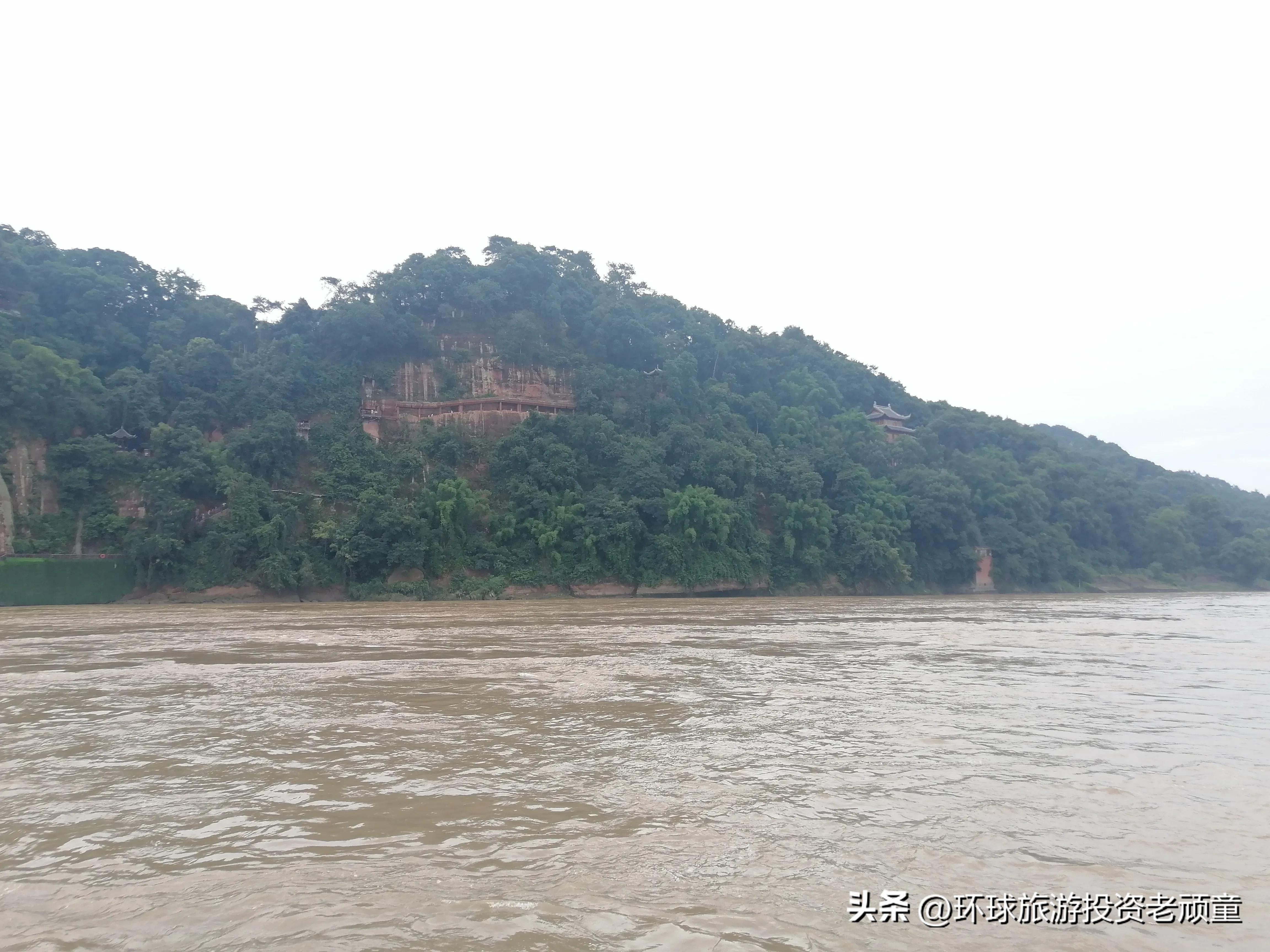 期货螺纹钢每手价格怎么低了,螺纹钢期货价格与什么有关