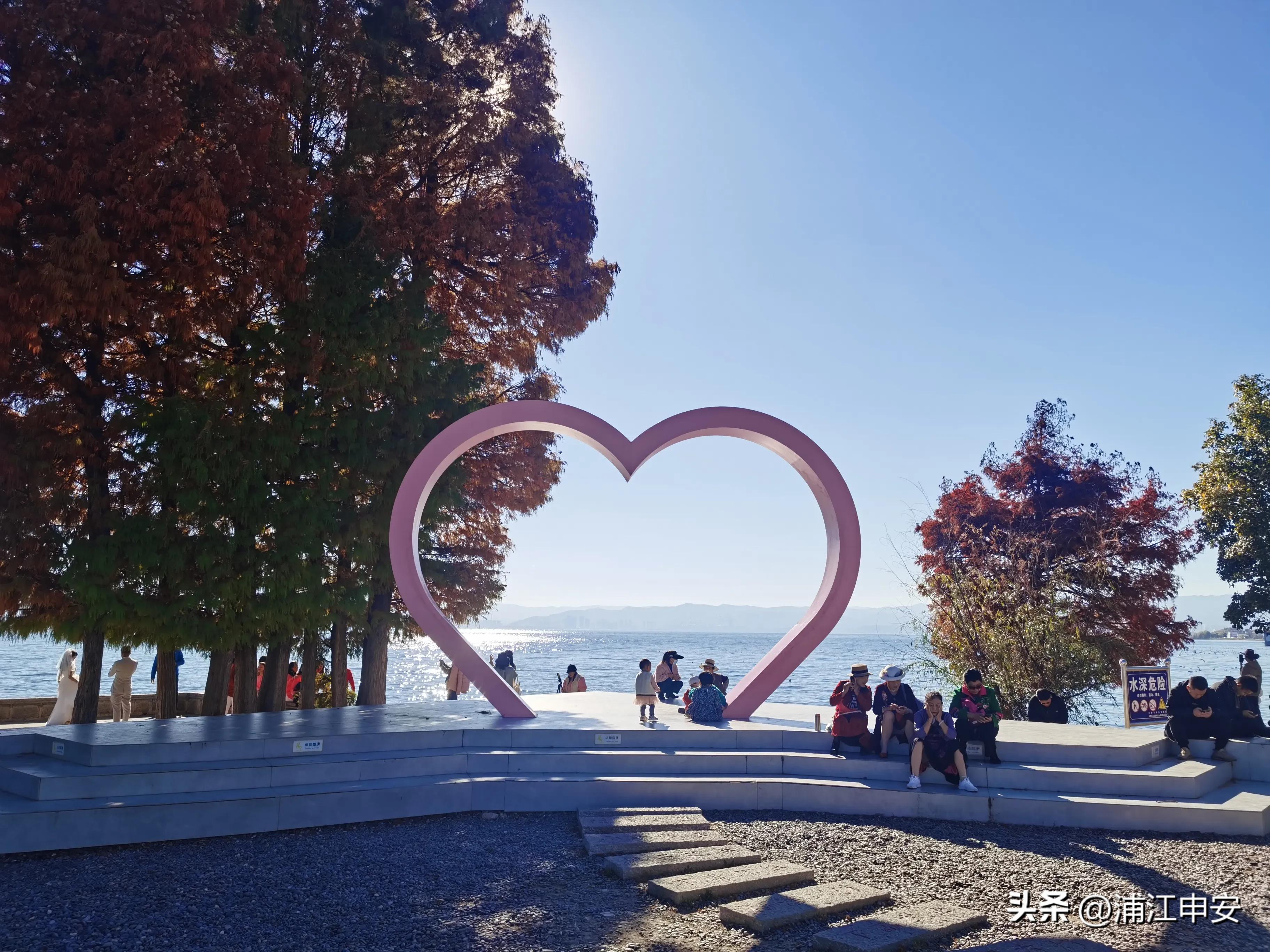 云南大理洱海龙龛码头看海景,大理洱海生态走廊精华