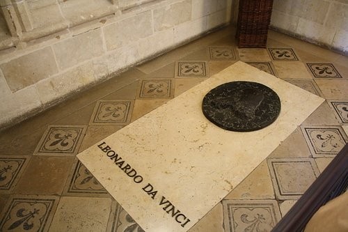 世界艺术巨匠达芬奇手稿100张,达芬奇未完成画作