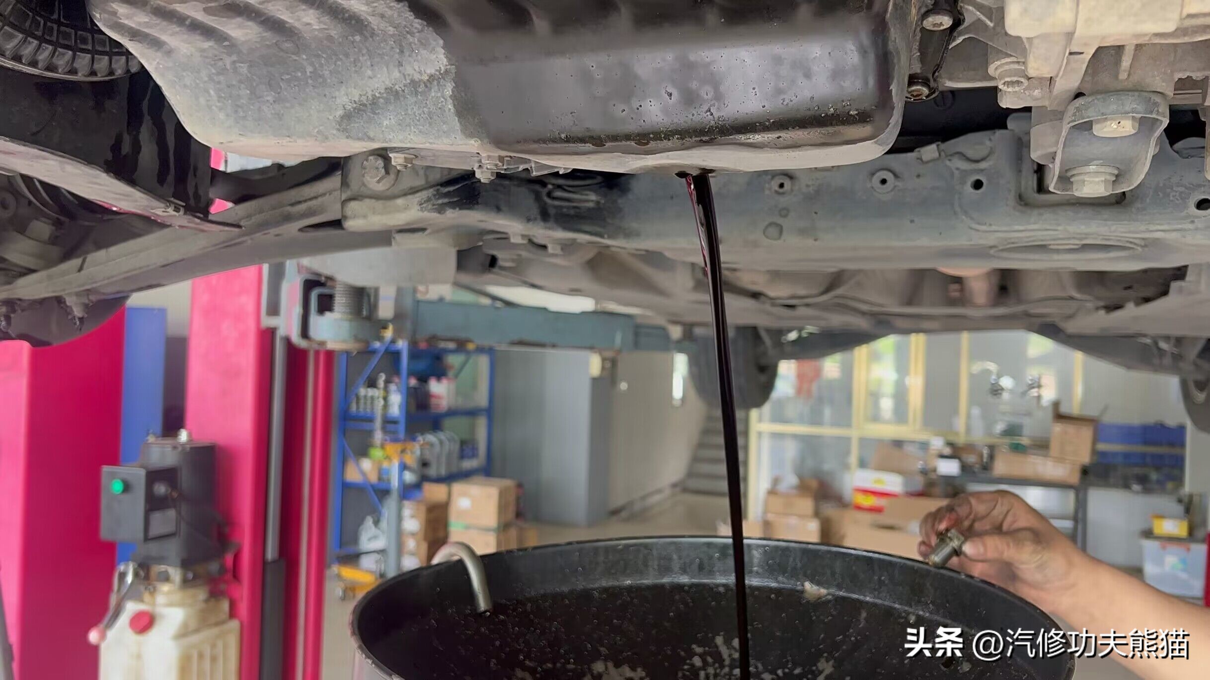 2017款大众迈腾10万公里烧机油,十年的迈腾怎么样后期维修费用