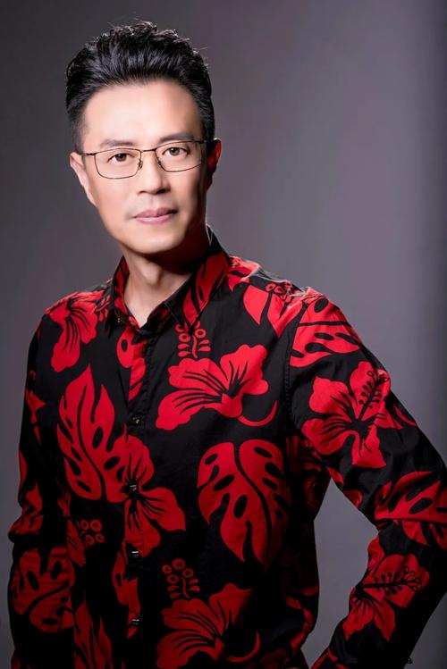 河北新闻联播主持人,河北新闻联播主持人傅敏