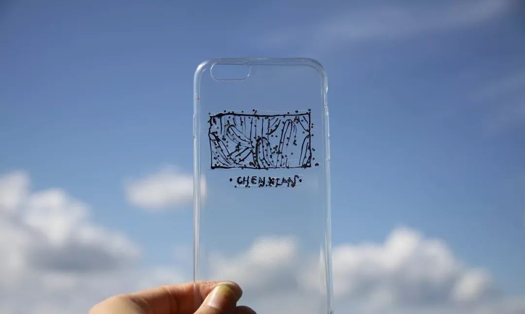 透明手机壳变黄了怎么洗干净,手机壳变黄了怎么洗干净