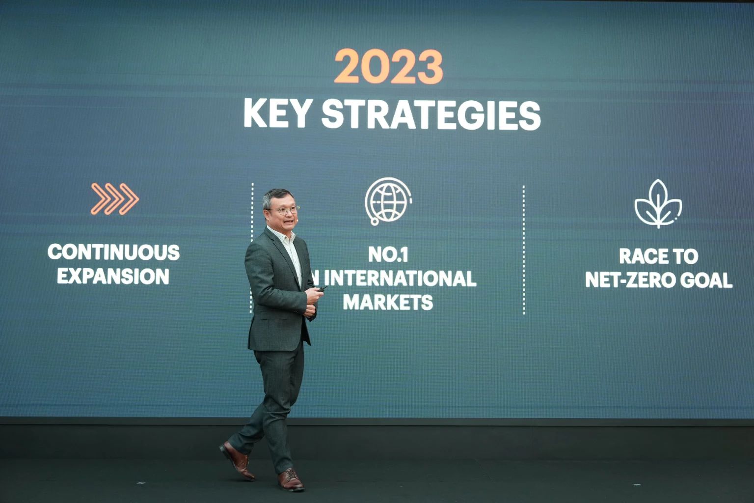 国外资金大量涌入中国投资,外国资金大量涌入中国