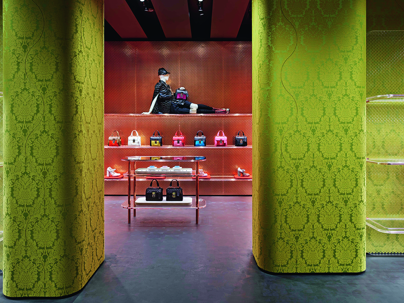 可以打开的奢侈品商店！鸟巢设计师打造东京miumiu专卖店