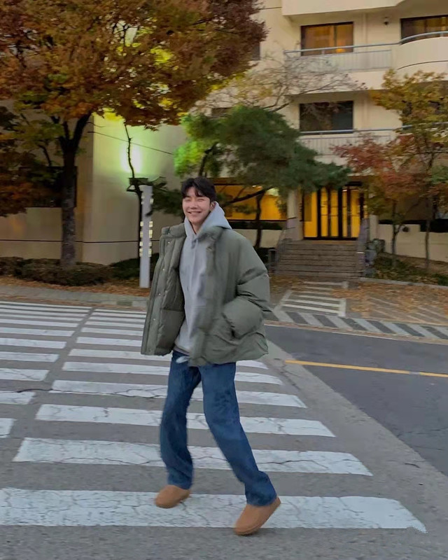 闈㈠寘鏈嶇窘缁掓湇绌挎惌,缇界粧鏈嶉潰鍖呮湇澶栧绌挎惌