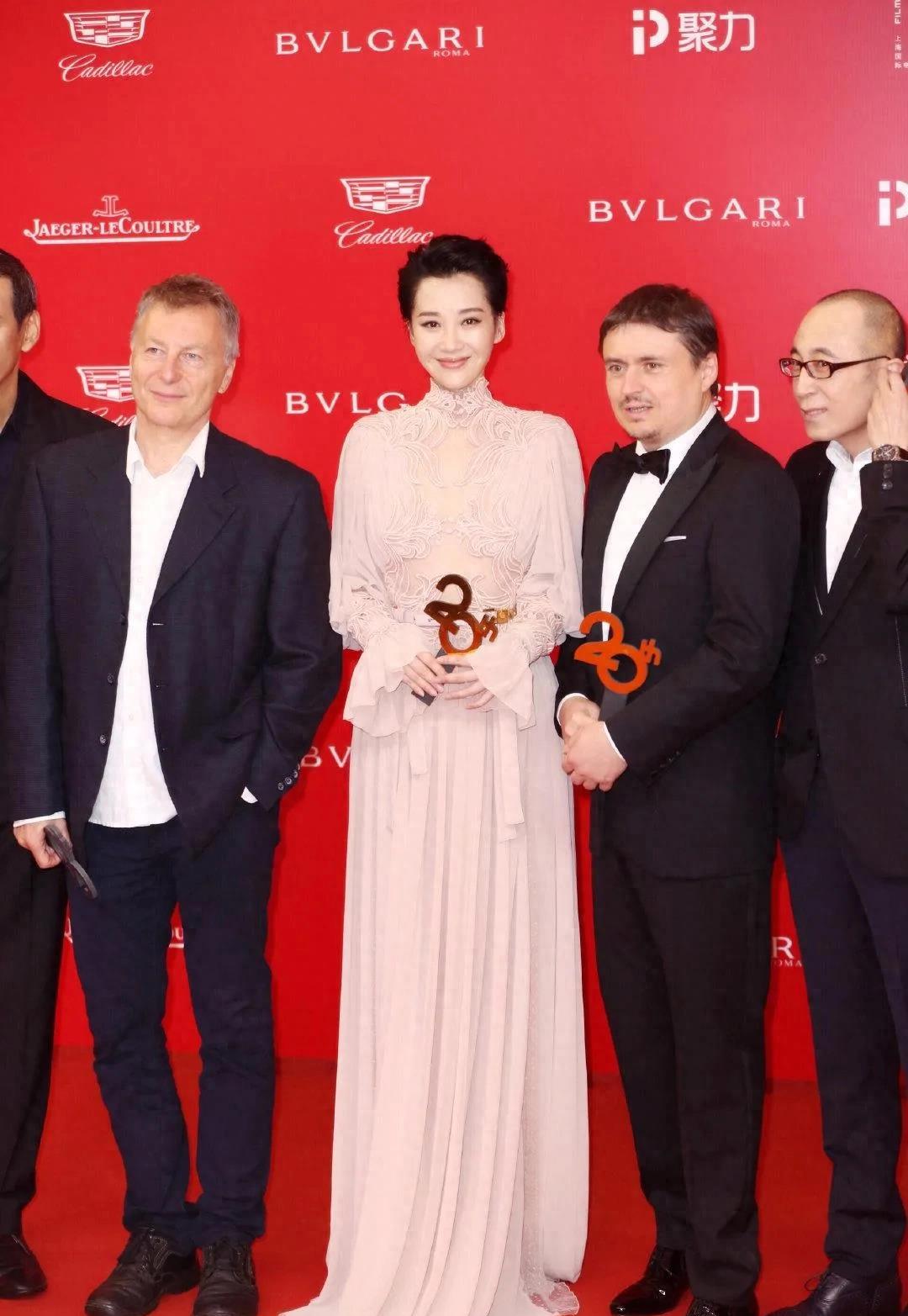 许晴真实容貌,许晴18岁到52岁的颜值变化