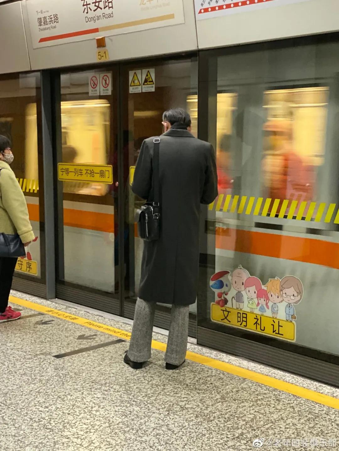 抖音里不敢点赞的女明星,上海最显年轻的网红