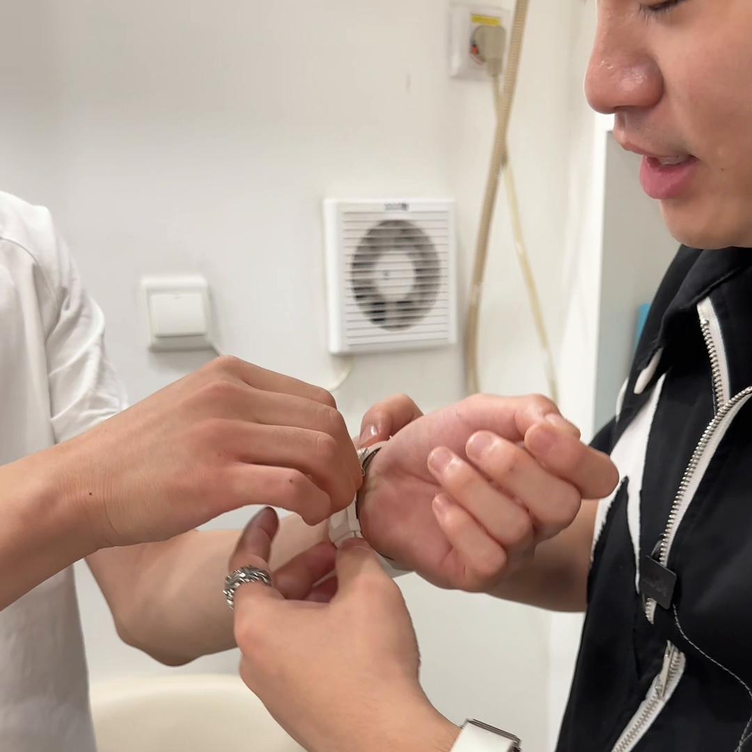 如果你有1400万你会买什么,天舶时尚腕表