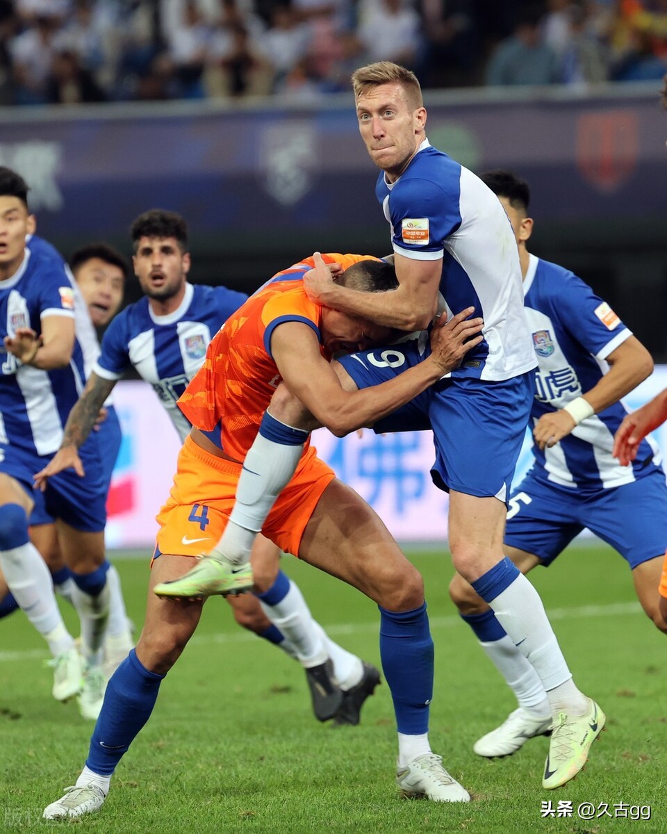 三镇球员阿齐兹受罚,阿齐兹被足协追罚