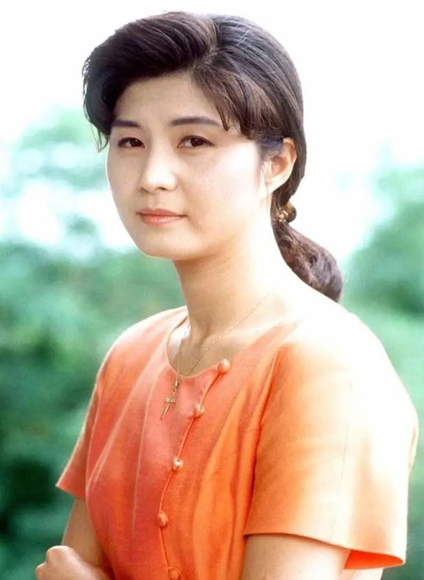 朝鲜女孩空难,女特工炸飞机事件