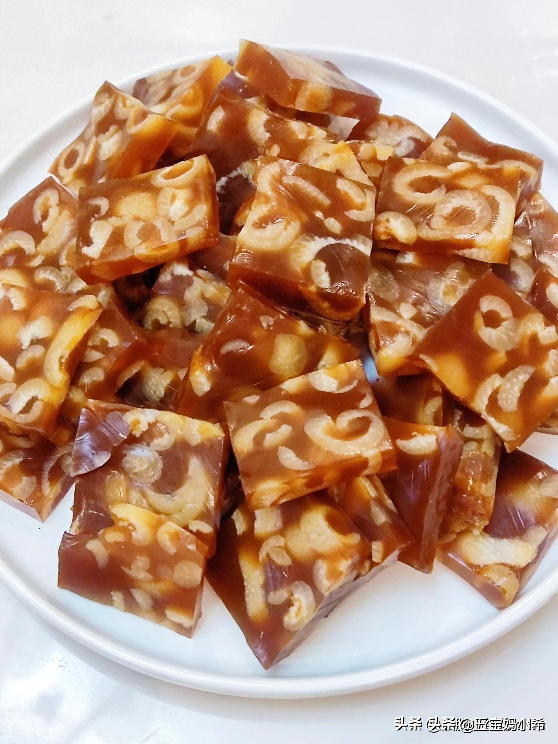 满满的胶原蛋白粉喝出好气色,多吃富含胶原蛋白的食物