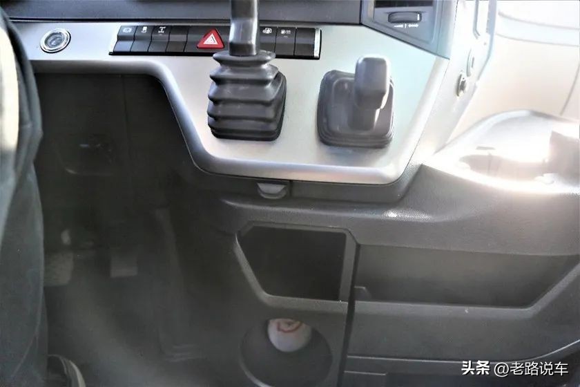 奔驰actros2653测评,国产奔驰重卡actros优享版