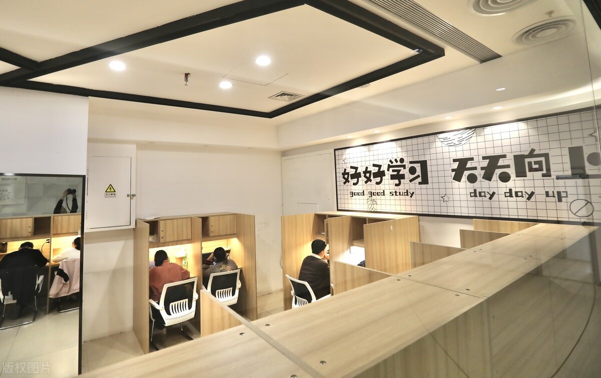 个人创业投资小且稳的项目有哪些,2022年适合做什么小本创业项目