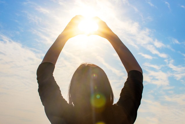 跟小人一起共事的原则,与小人保持距离