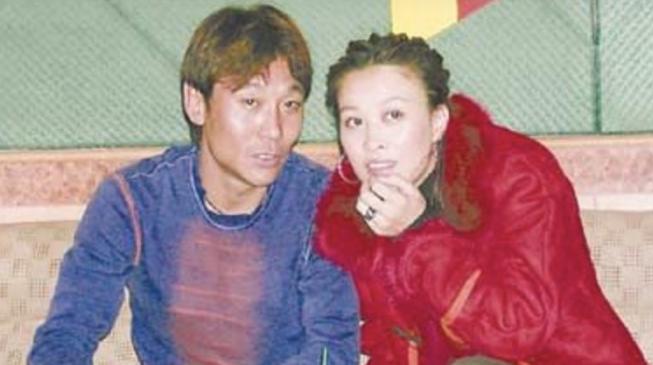 孟桐与那英结婚时多少岁,那英和孟桐婚姻状态