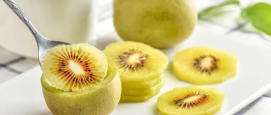 猕猴桃是天然的“长寿果”？绿心和黄心有什么区别？快来学习！