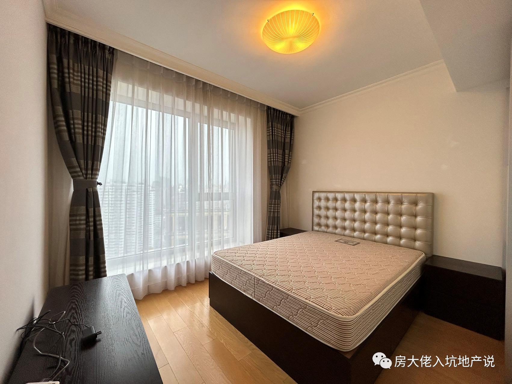 融创滨江壹号院平层江景房还卖吗 (中山南一路500弄 融创滨江壹号院)