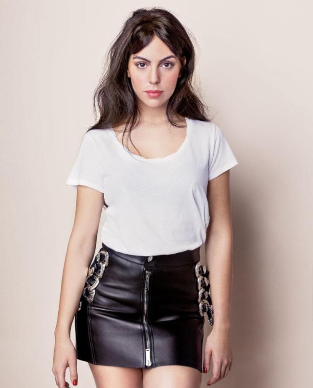 从贫民窟走出女孩到民国亿万富婆,从贫民窟女孩到百亿大亨第十六集