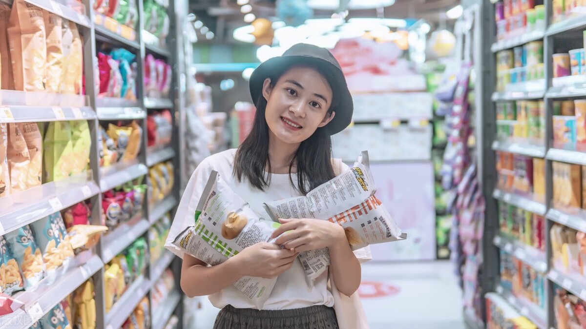 315攻略：面包发霉，消费者要求最少赔偿3000元，给还是不给？