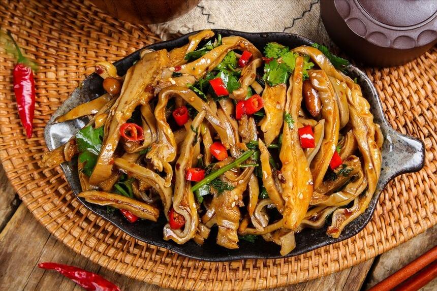 爆炒猪肚怎么才会脆,炒猪肚咬不动是什么原因