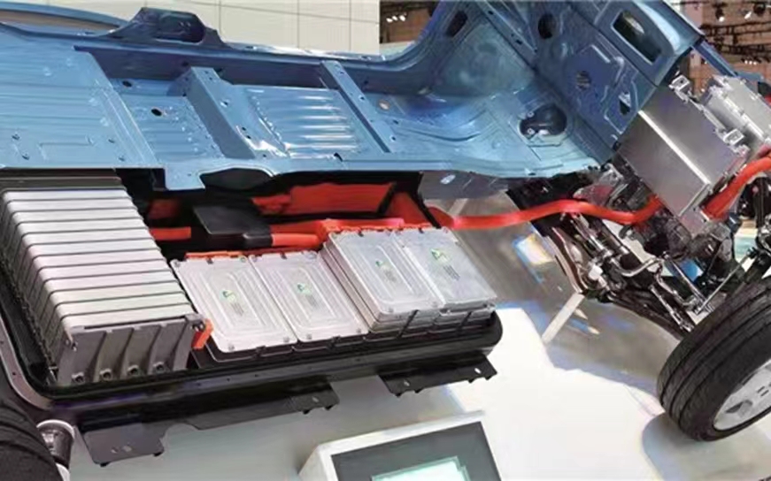 比亚迪和宁德时代谁的电池抗衰减,宁德时代和比亚迪的锂电池哪个好