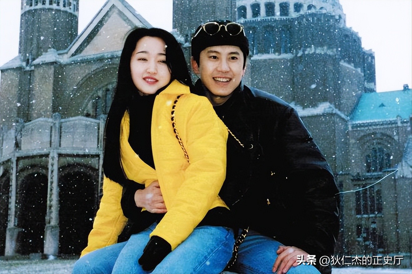 男友赖文峰出狱后娶妻生子，而杨钰莹至今单身，她在追求什么