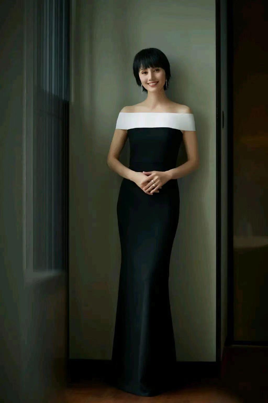 袁泉生活穿衣搭配,袁泉的百万衣橱