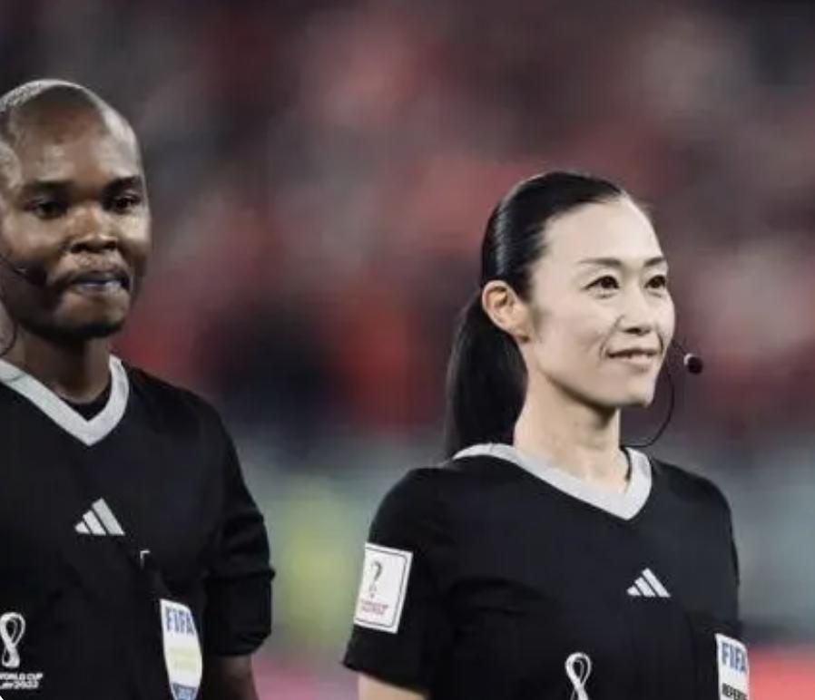 2022世界杯最美女裁判,世界杯女裁判风采视频