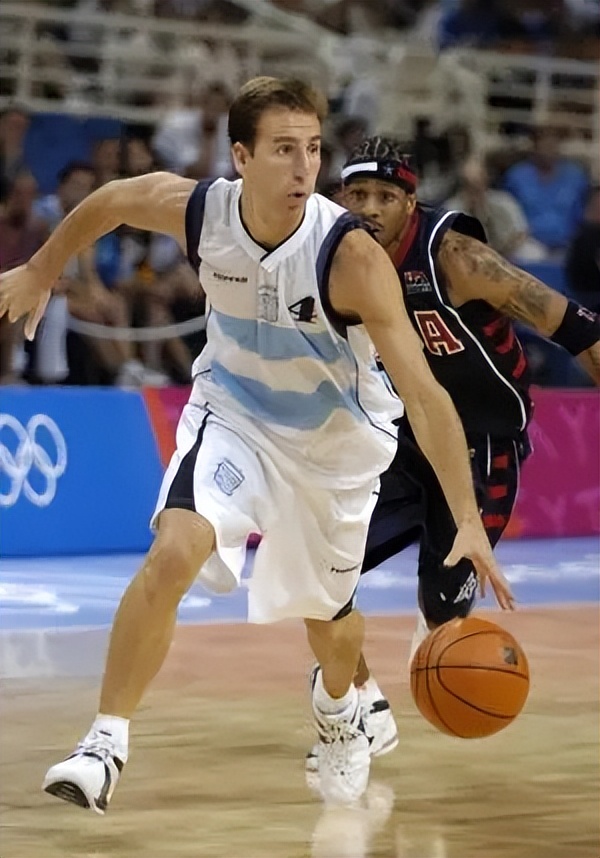 04nba总决赛吉诺比利,03年nba总决赛吉诺比利